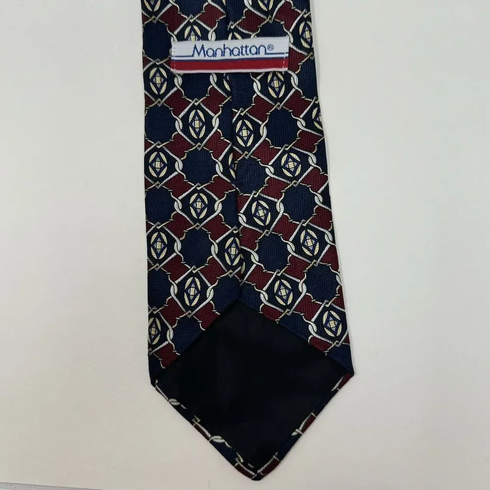 Manhattan Blue Red Yellow‎ Geometric Silk Made In USA Neck Tie L 57